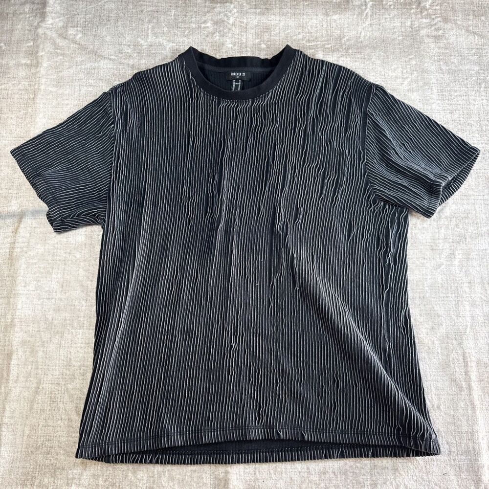 Forever 21 M Cotton Short Sleeve Knit T Shirt for Men Gray